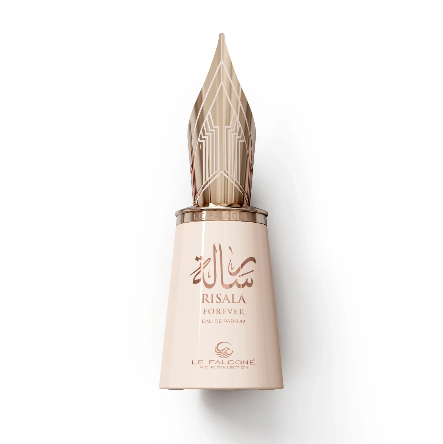 Close-up van de Le Falconé Risala Forever 100ml flacon met een gouden vulpen-nib dop. Een studio-opname van de Risala Forever 100ml parfumfles, met de nadruk op het slanke lichaam en de ingewikkelde, sculpturale gouden vulpenpuntdop die deze unieke nichegeur definieert.